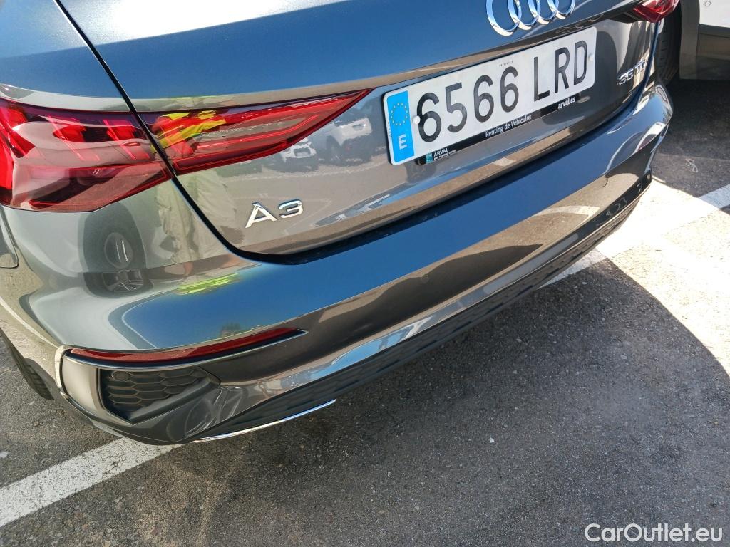  Audi  A3 AUDI  / 2020 / 5P / berlina con portón Sportback Genuine Ed 35 TDI 110kW S tron #13