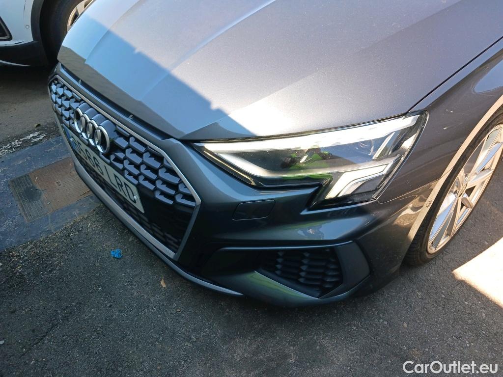  Audi  A3 AUDI  / 2020 / 5P / berlina con portón Sportback Genuine Ed 35 TDI 110kW S tron #17