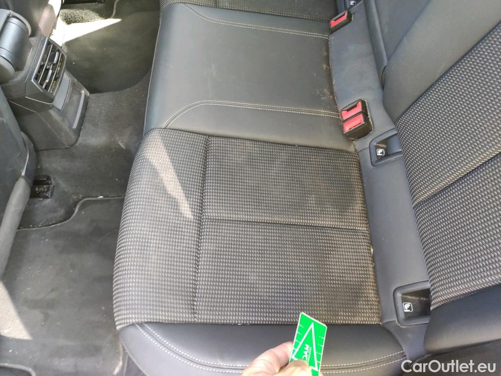  Audi  A3 AUDI  / 2020 / 5P / berlina con portón Sportback Black 45 TFSI e Comp S tronic #18