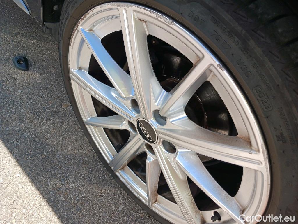  Audi  A3 AUDI  / 2020 / 5P / berlina con portón Sportback Genuine Ed 35 TDI 110kW S tron #5
