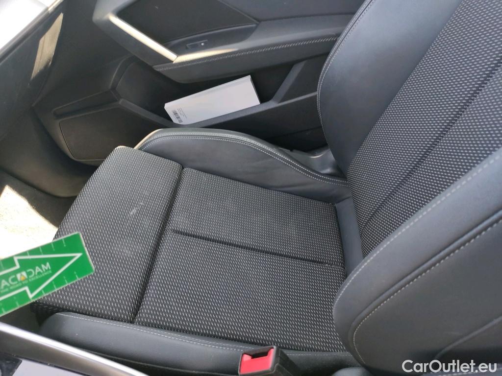  Audi  A3 AUDI  / 2020 / 5P / berlina con portón Sportback Black 45 TFSI e Comp S tronic #19