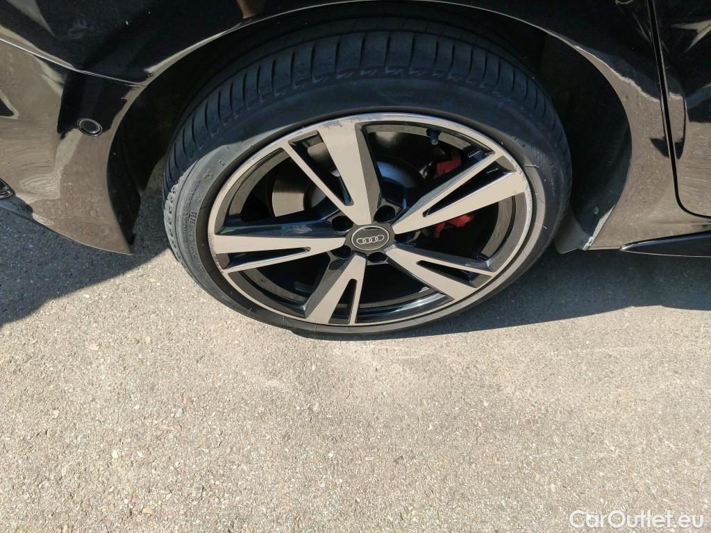  Audi  A3 AUDI  / 2020 / 5P / berlina con portón Sportback Black 45 TFSI e Comp S tronic #8