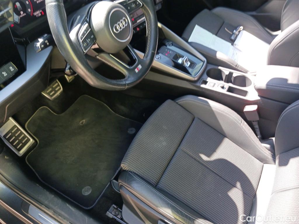  Audi  A3 AUDI  / 2020 / 5P / berlina con portón Sportback Genuine Ed 35 TDI 110kW S tron #21