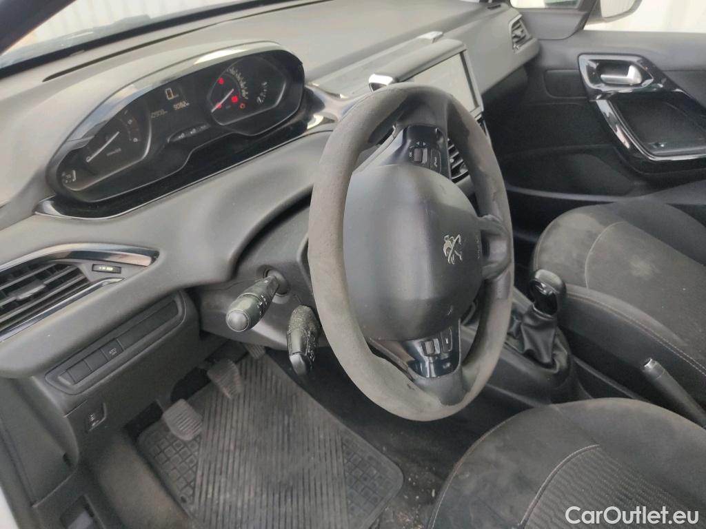  Peugeot  208  Active 1.5 HDi #1