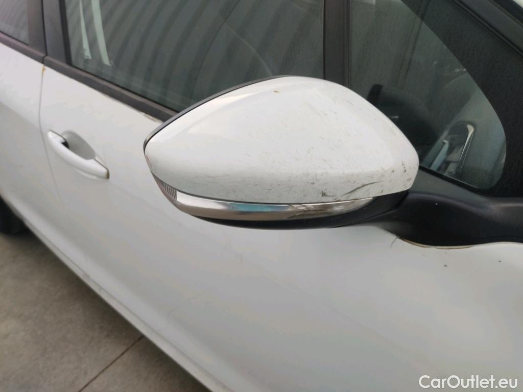  Peugeot  208  Active 1.5 HDi #22