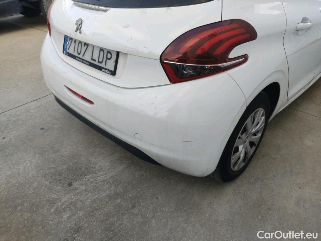  Peugeot  208  Active 1.5 HDi #19