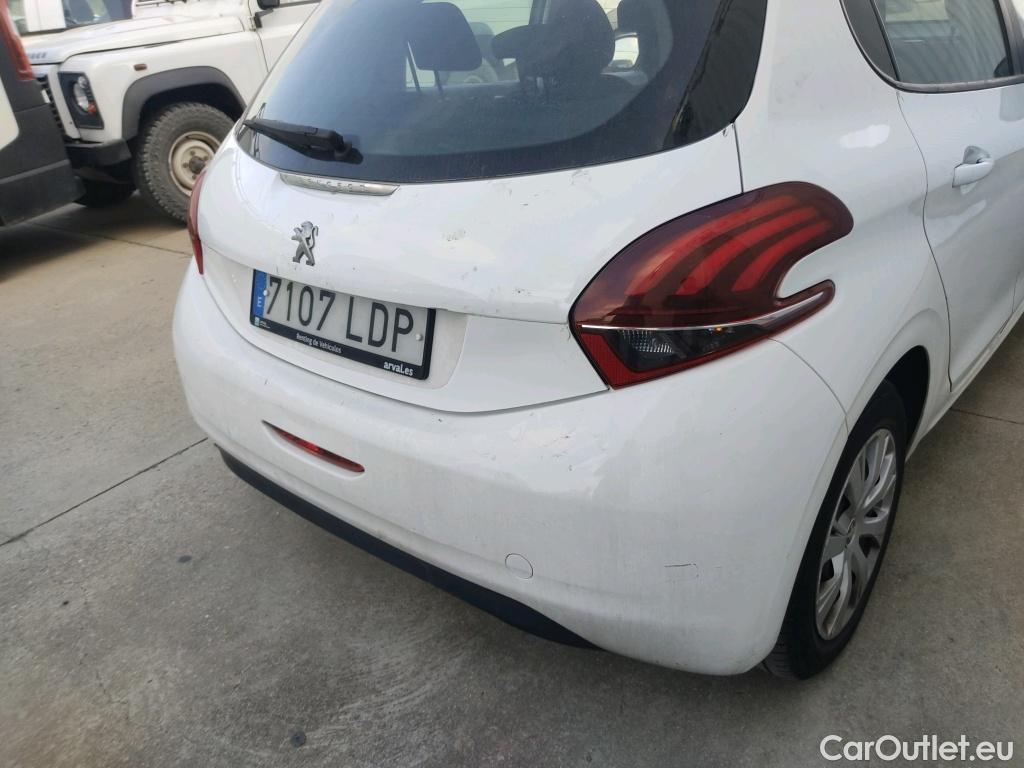  Peugeot  208  Active 1.5 HDi #7