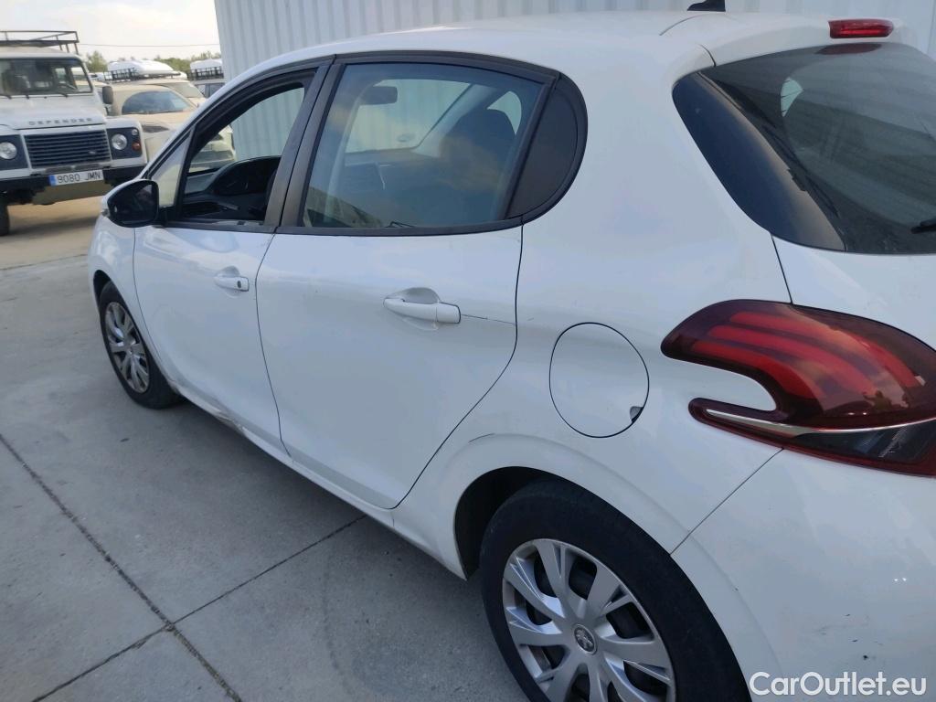  Peugeot  208  Active 1.5 HDi #9
