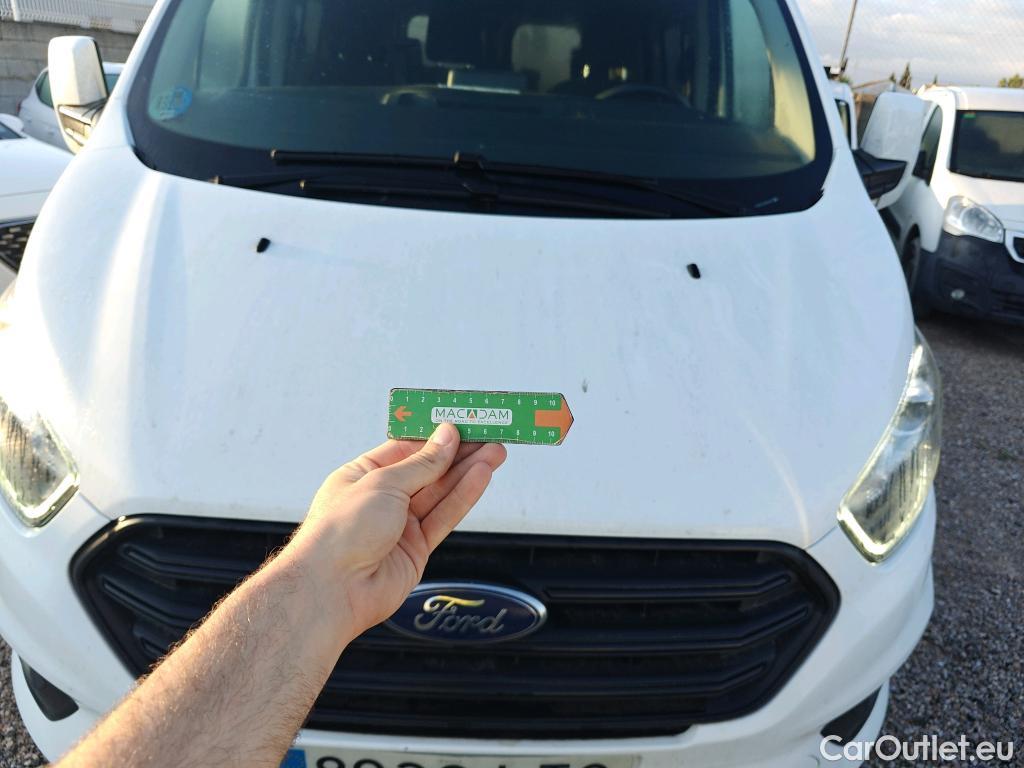  Ford  Transit  Custom Combi / Tourneo Custom 320 L1 Trend 2.0 TDCi 130CV MT6 E6dT #19