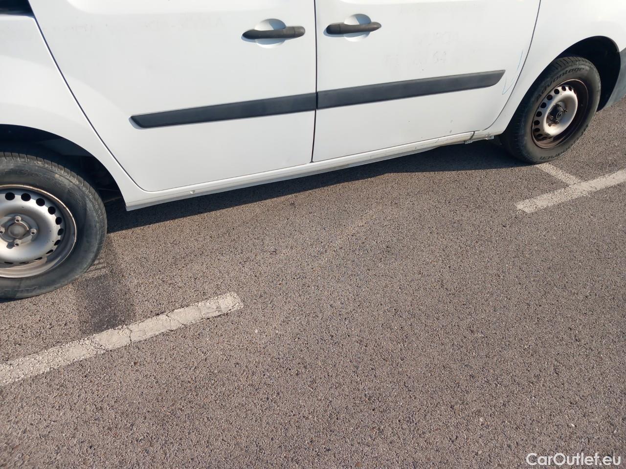  Renault  Kangoo  II Furgón Professional 1.5 dCi 75CV MT5 E5 #35