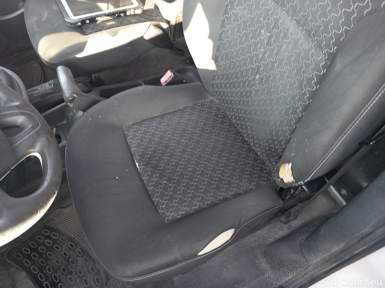  Renault  Kangoo  II Furgón Professional 1.5 dCi 75CV MT5 E5 #4