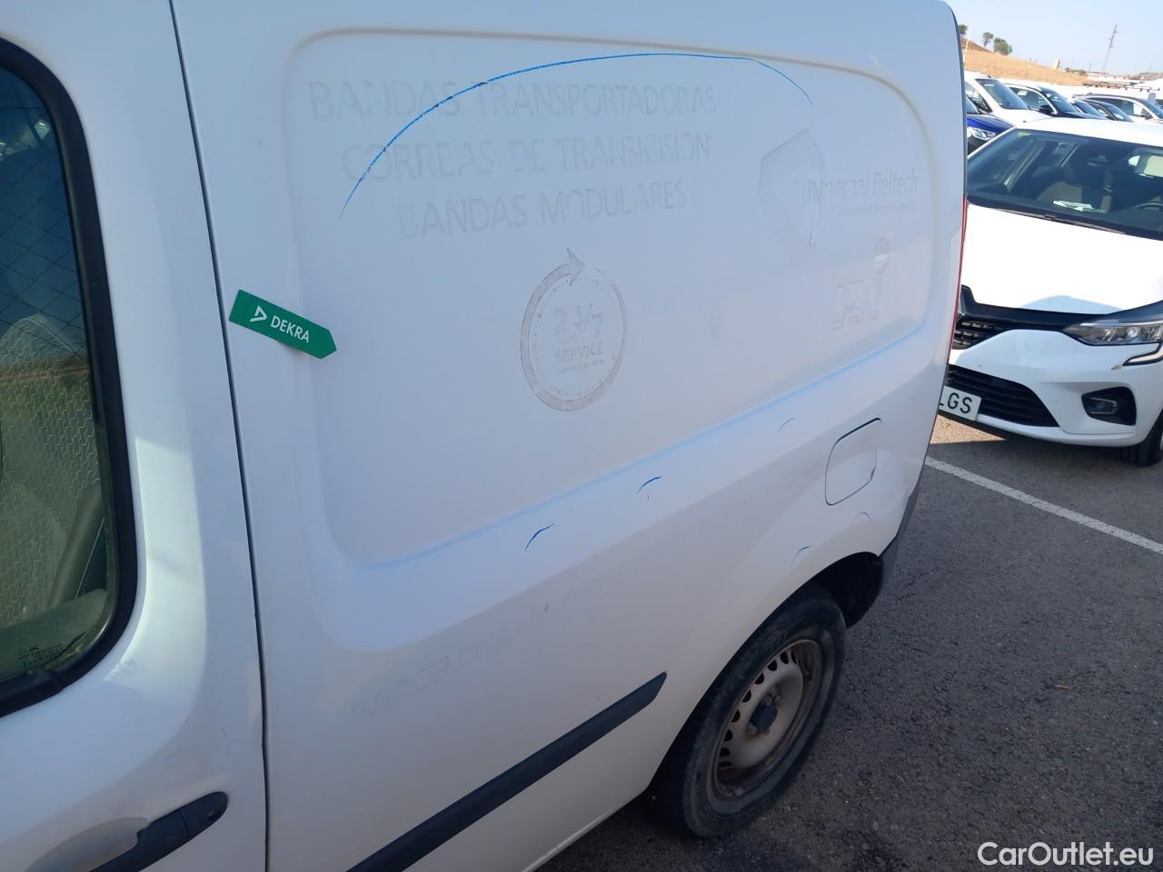  Renault  Kangoo  II Furgón Professional 1.5 dCi 75CV MT5 E5 #24