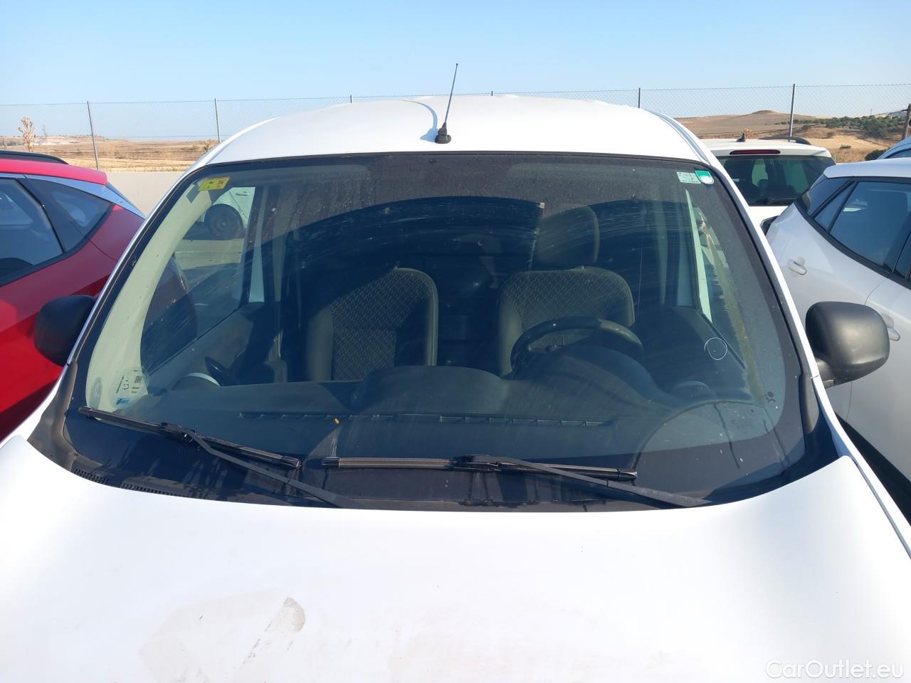  Renault  Kangoo  II Furgón Professional 1.5 dCi 75CV MT5 E5 #2