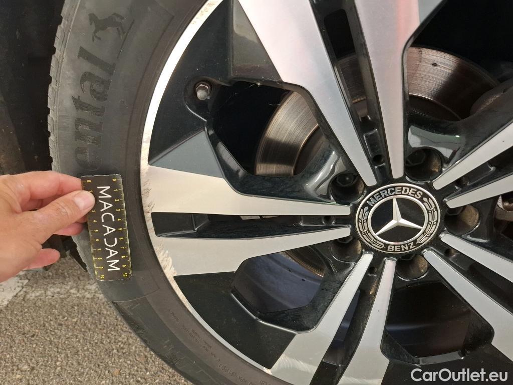  Mercedes  GLA MERCEDES-BENZ  / 2020 / 5P / SUV 2.0  200 D BUSINESS LINE DCT #23