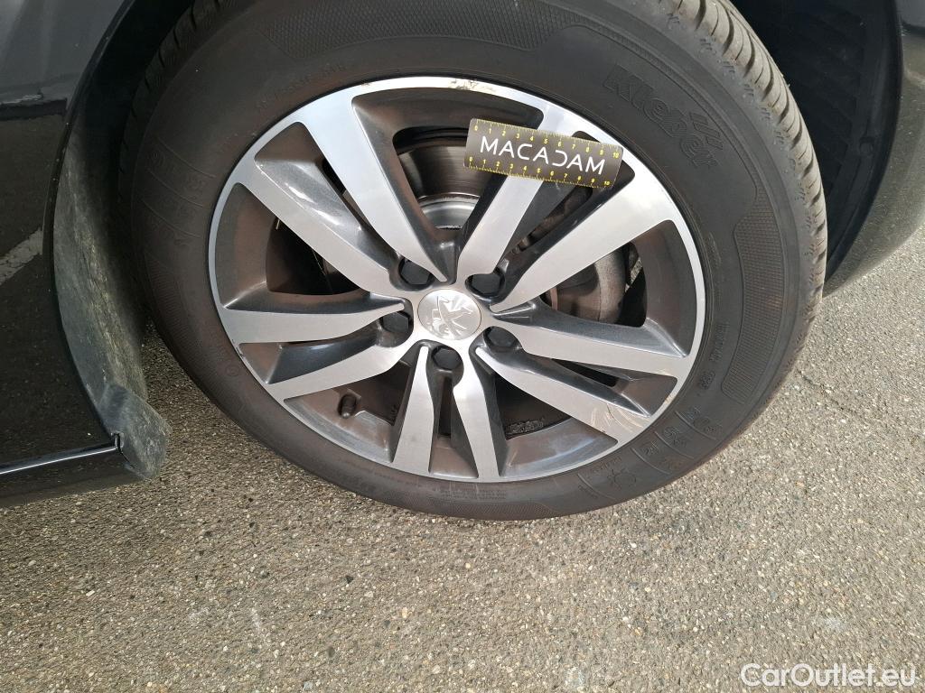  Peugeot  308  Allure 1.2 PureTech 130CV BVA8 E6d #10