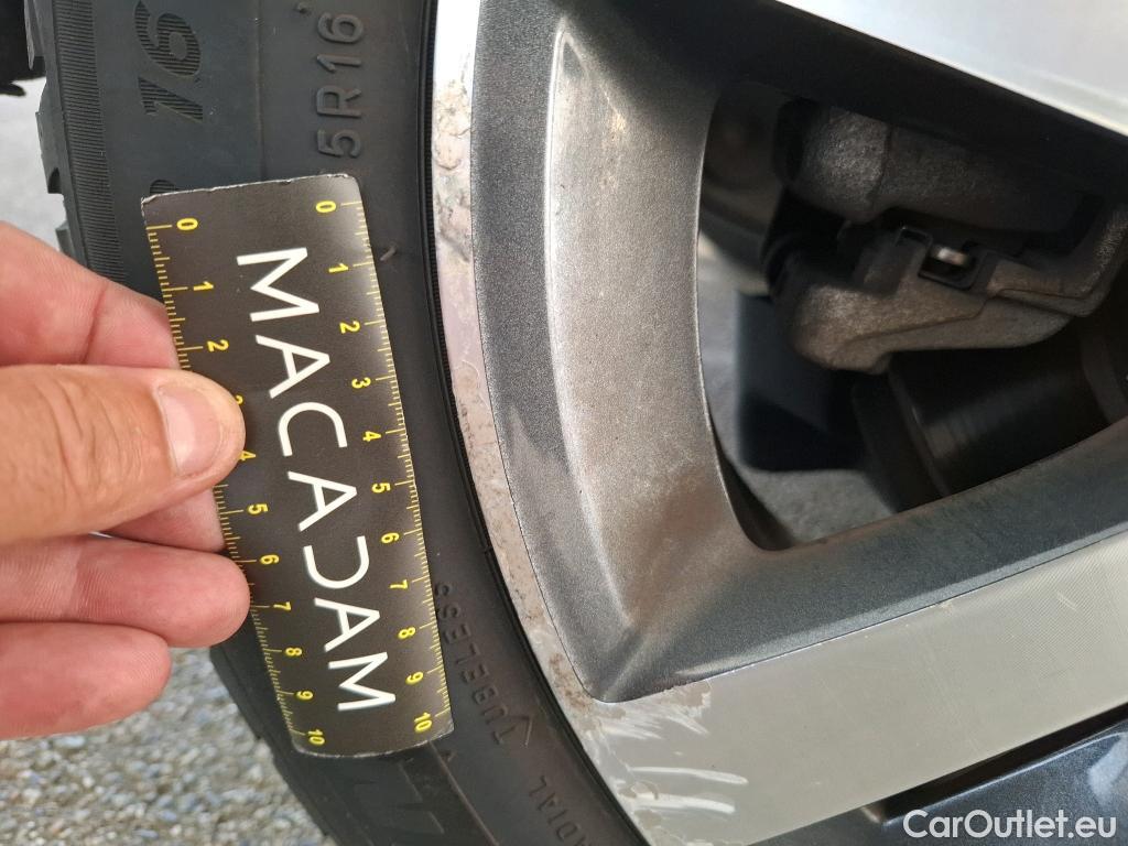  Peugeot  308  Allure 1.2 PureTech 130CV BVA8 E6d #8