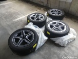  Mercedes  GLA  -Klasse  250 e (247.786)AMG 1.3 AMG Line 160KW AT8 E6d #59