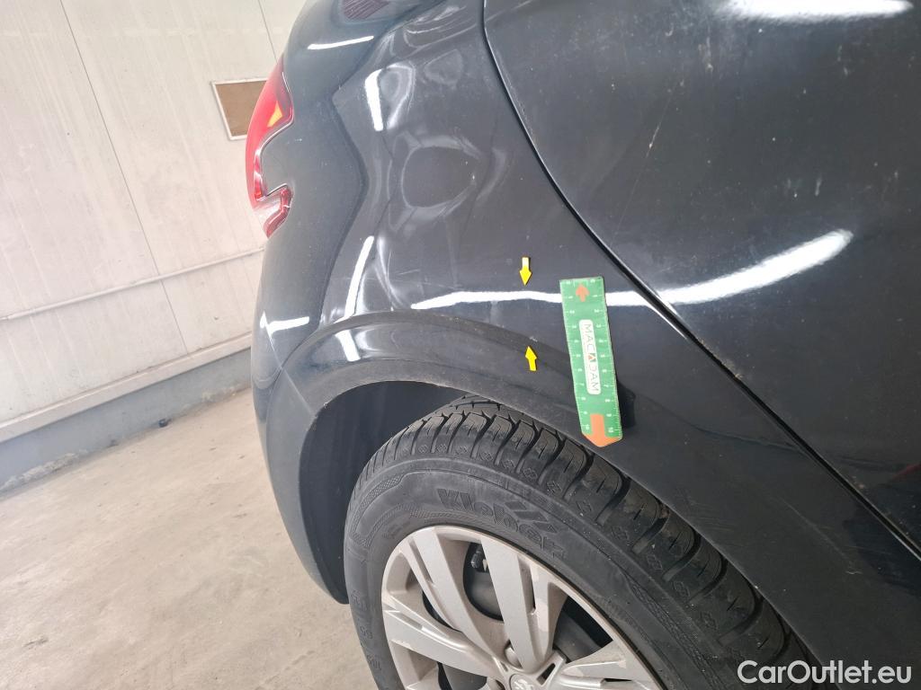 Peugeot  208  Affaire Premium Pack 1.2 80CV BVM5 E6dT #1