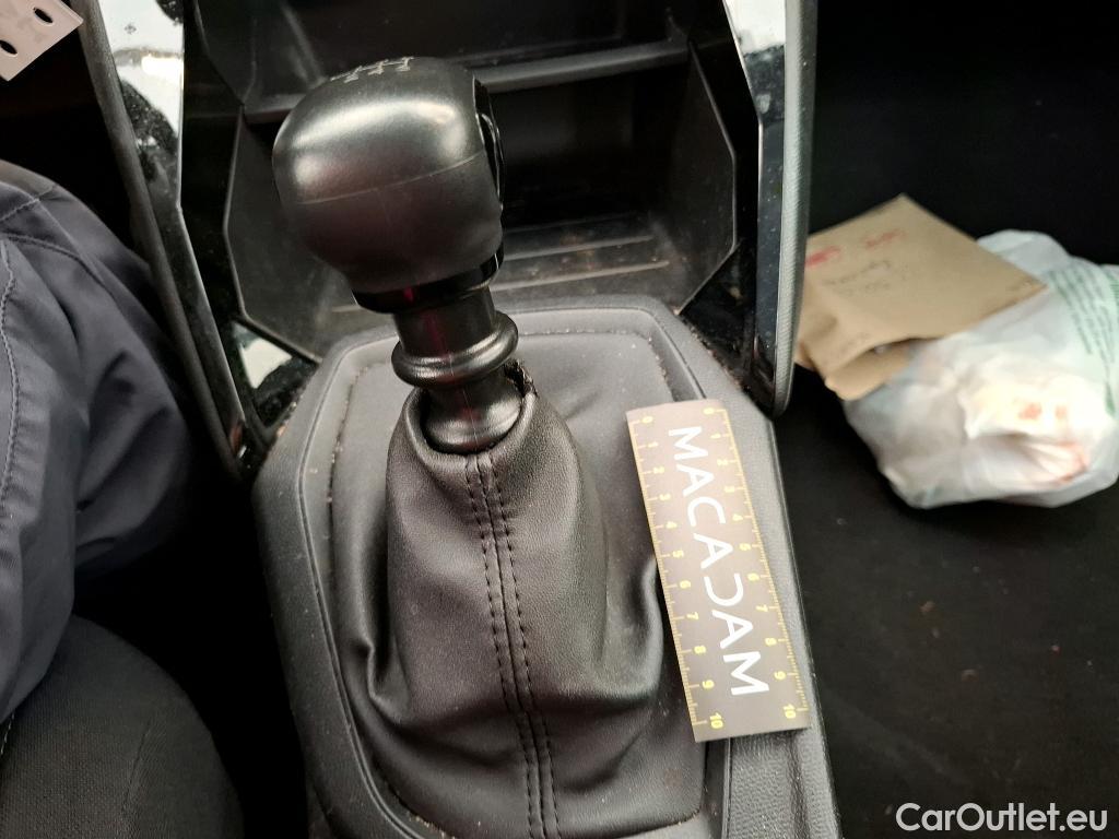  Peugeot  208  Premium 1.5 HDi 100CV BVM6 E6d #34