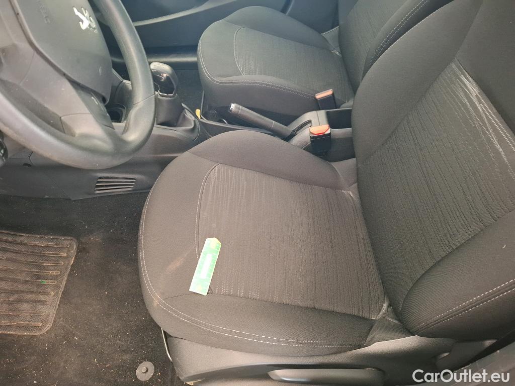  Peugeot  208  Affaire Premium Pack 1.2 80CV BVM5 E6dT #17