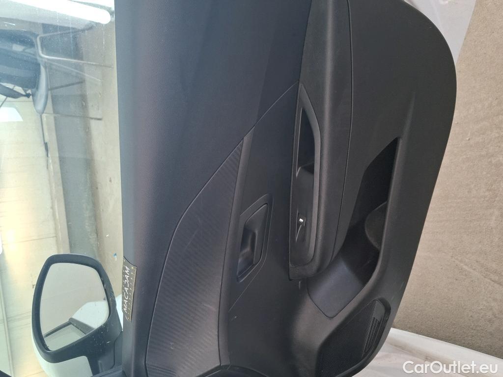  Peugeot  208  Premium 1.5 HDi 100CV BVM6 E6d #22