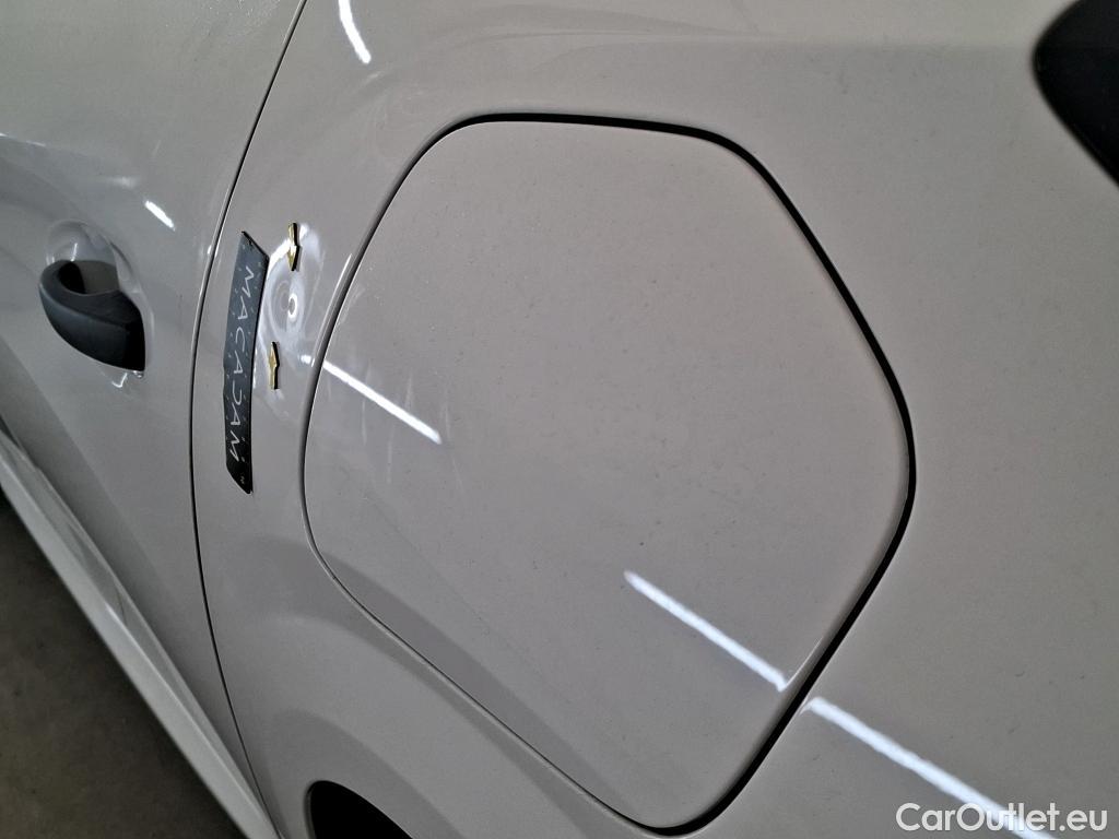  Peugeot  208  Premium 1.5 HDi 100CV BVM6 E6d #28