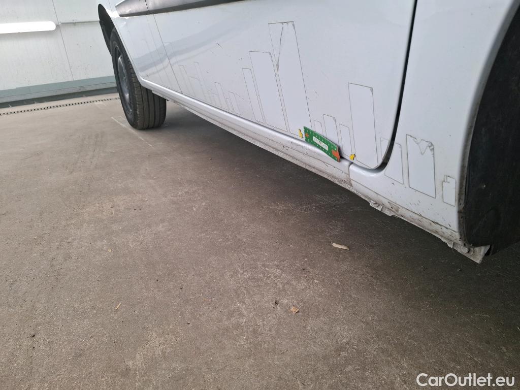  Renault  Kangoo  II Express Grand Confort (L1) 1.5 dCi 80CV BVM6 E6dT #47