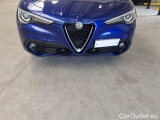  Alfa Romeo   STELVIO ALFA ROMEO / 2017 / 5P / SUV 2.2 TD 160 CV SUPER BUSINESS AT8 RWD #24