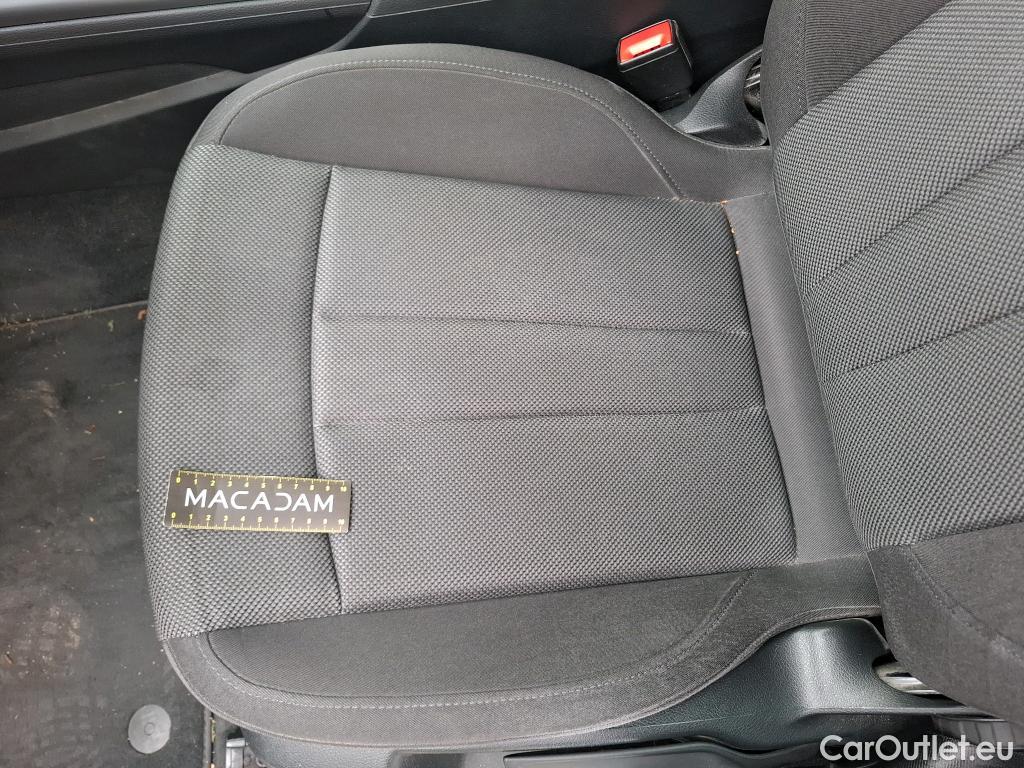  Audi  A4  Berline 35 TDI Business Line 2.0 TDI 150CV BVA7 E6 #7