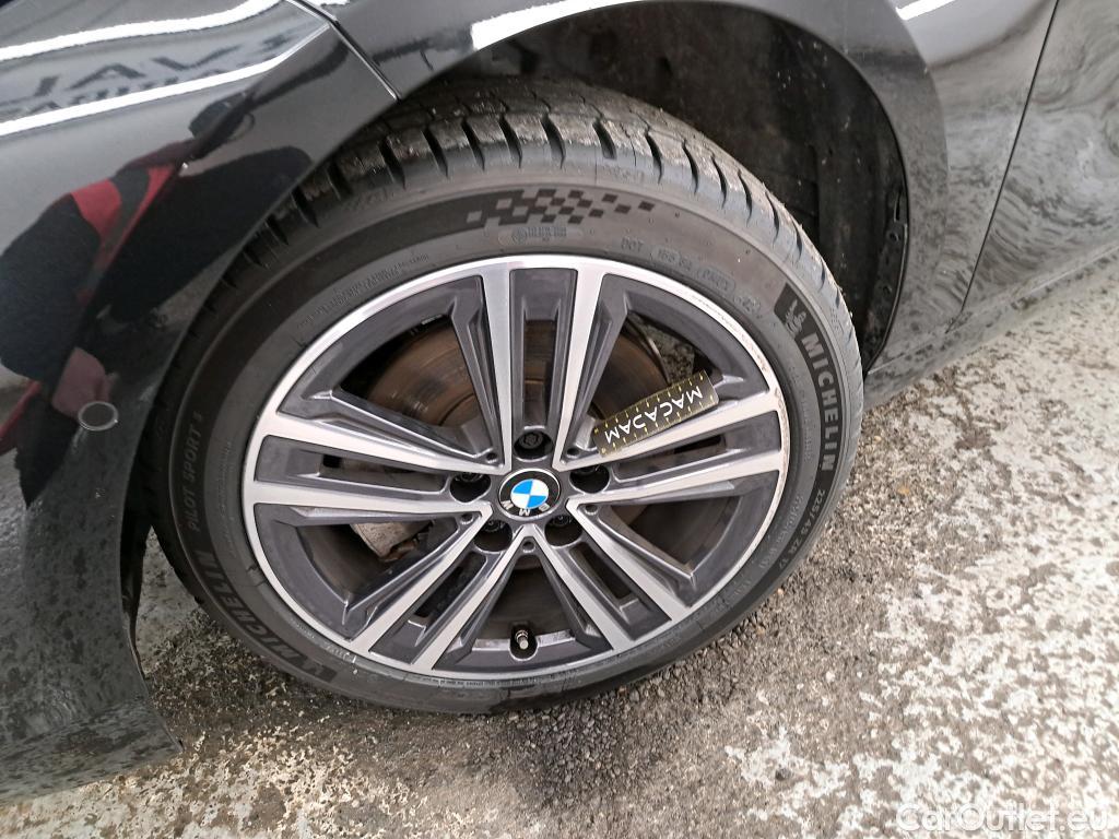  Bmw  Serie 1 BMW Série 1 / 2019 / 5P / Berline 116i Business Design / VO RECONDITIONNE - PHOTOS AVANT RECONDITIONNEMENT #1