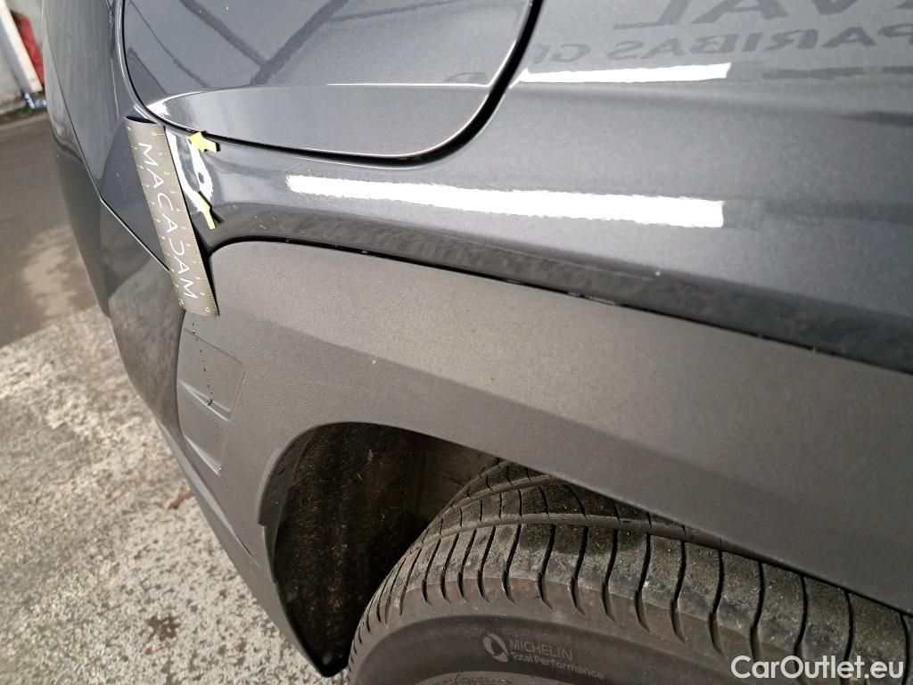  Hyundai  Tucson  Executive Plug-In Hybrid 4WD 1.6 T-GDI 265CV BVA6 E6d / VO RECONDITIONNE - PHOTOS AVANT RECONDITIONNEMENT #8