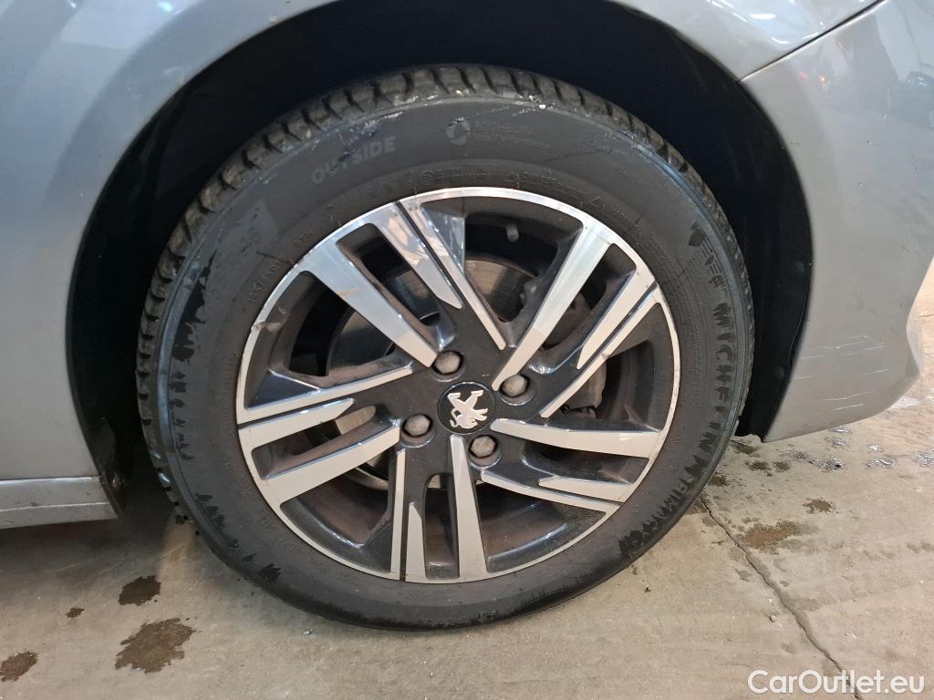  Peugeot  208  Allure Business 1.2 PureTech 100CV BVA8 E6d #45