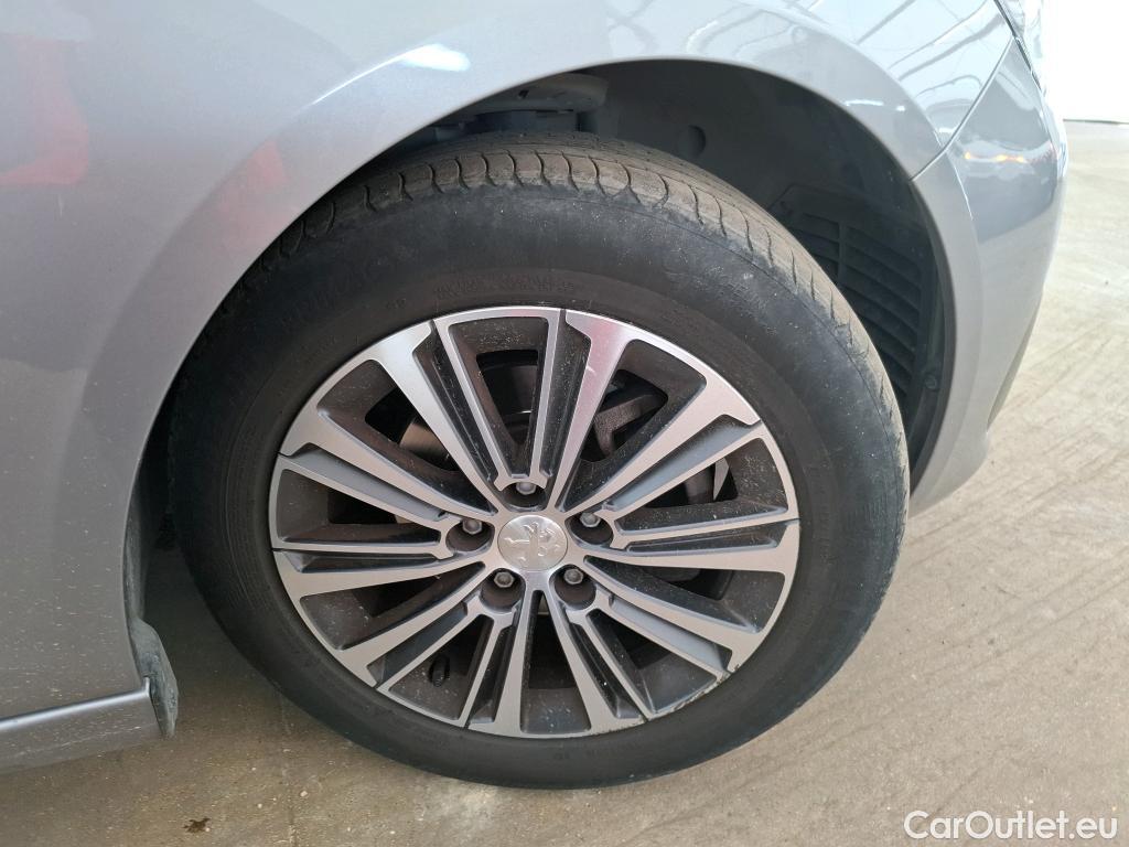  Peugeot  308  Allure Business 1.2 PureTech 130CV BVA8 E6d #17