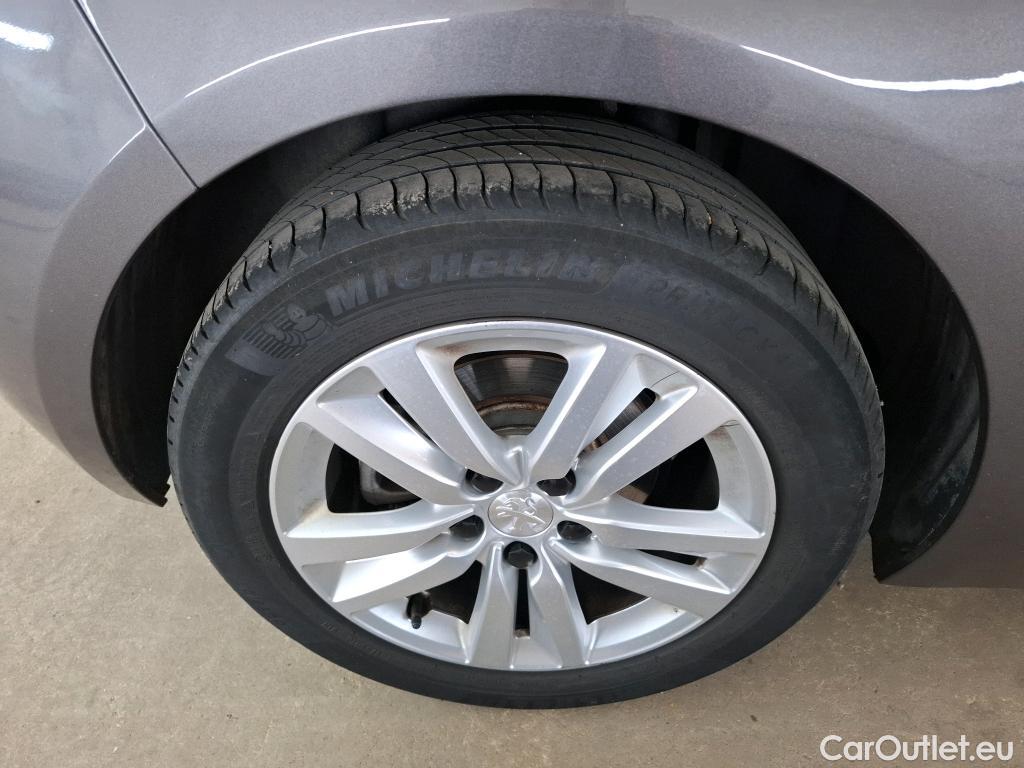  Peugeot  308  Active Business 1.5 HDi 130CV BVA8 E6d #14