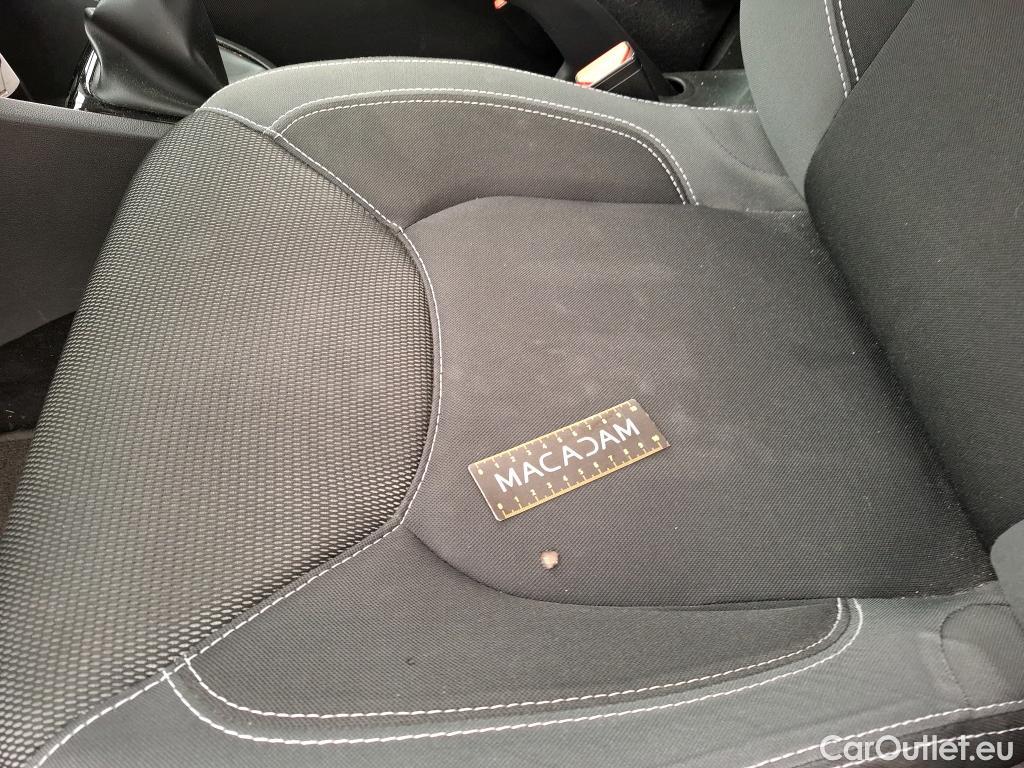  Renault  Clio  IV Business 0.9 TCe 90CV BVM5 E6 #1
