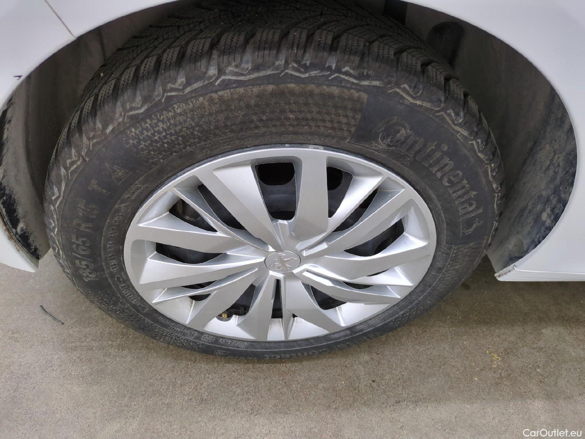  Peugeot  208  Premium 1.5 HDi 100CV BVM6 E6d #3