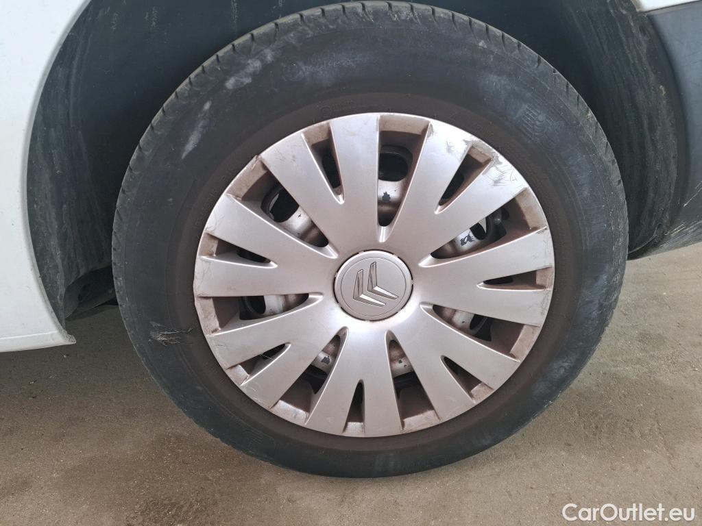  Citroen  Berlingo  Fourgon Club L1 (Court) 1.6 BlueHDi 100CV BVM5 E6 / VENTE SANS CG FAIRE CT POUR DUPLI #28