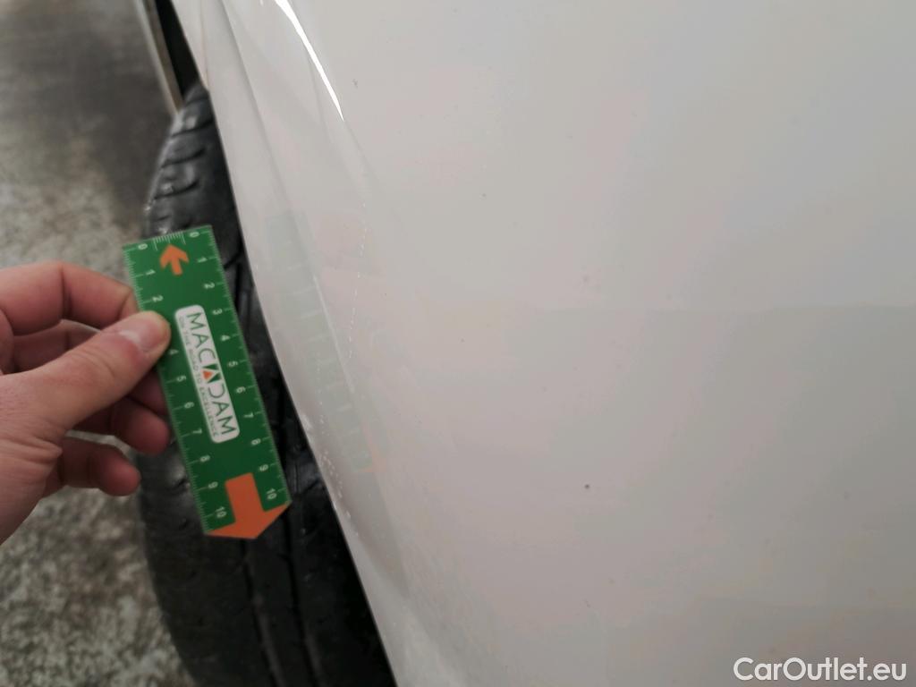  Citroen  C3  Société Live 1.2 PureTech 70CV BVM5 E6dT #2