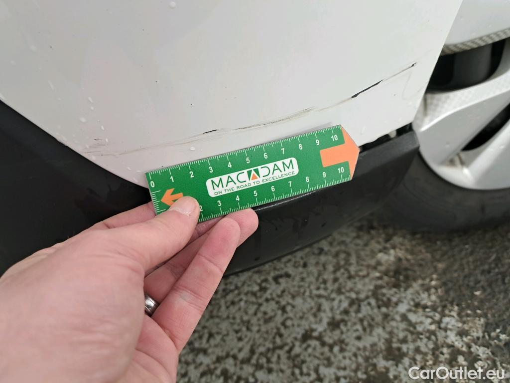  Citroen  C3  Société Live 1.2 PureTech 70CV BVM5 E6dT #3