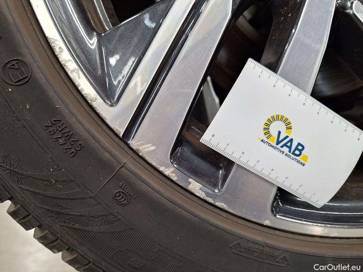  Peugeot  208 Peugeot,  '19, Peugeot  1.2 PureTech 100 EAT8 S&S ?6.3 Allure  #20