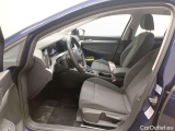  Volkswagen  Golf  Volkswagen VIII 1.0 eTSI 81kW Life Business DSG 5d #3