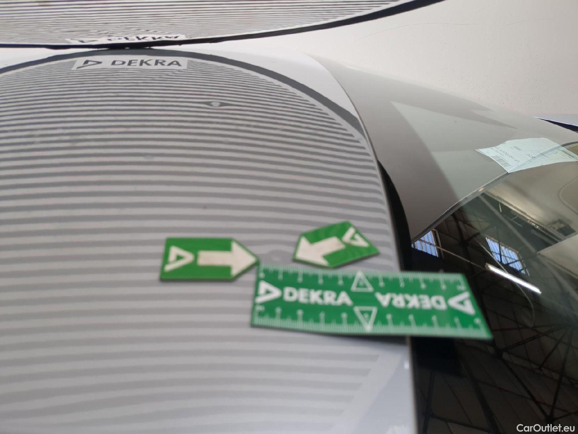  Renault  Megane  IV Berline 5 ptes. Techno 1.5 dCi 115CV BVA7 E6d #18