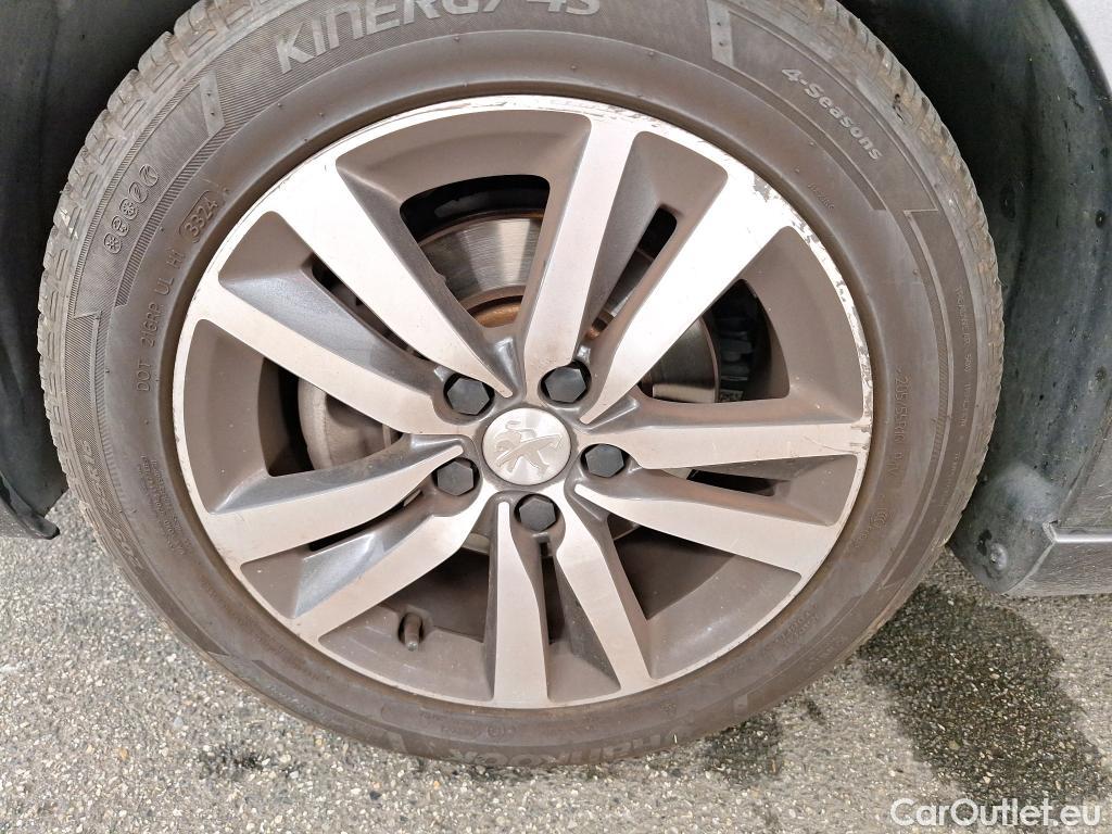  Peugeot  308  Allure 1.2 PureTech 130CV BVA8 E6d #17