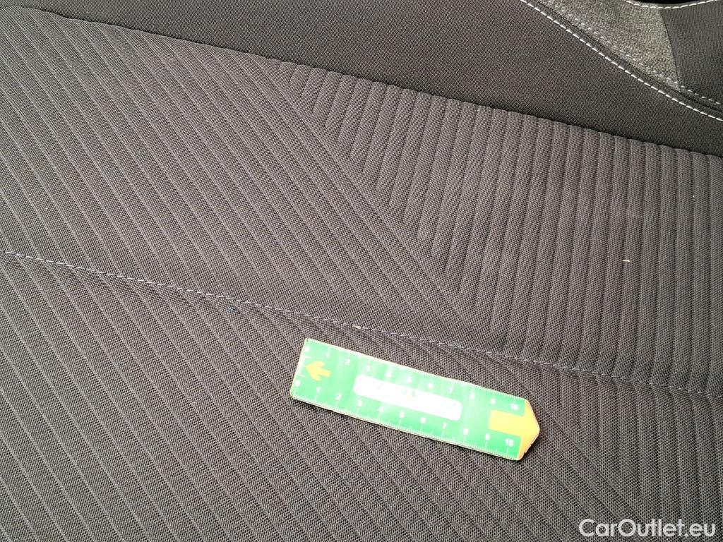  Peugeot  308 PEUGEOT  SW / 2021 / 5P / Break BlueHDi 130 EAT8 ACTIVE PACK #34