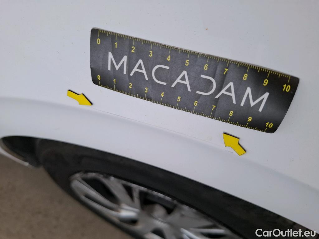  Peugeot  208  Affaire Premium Pack 1.5 HDi 100CV BVM5 E6dT #34
