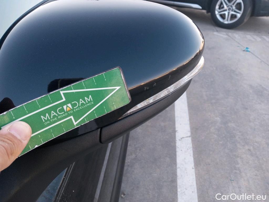  Ford  Mondeo FORD  / 2014 / 5P / berlina con portón 2.0 TDCi 110kW (150CV) Trend PowerShift #34