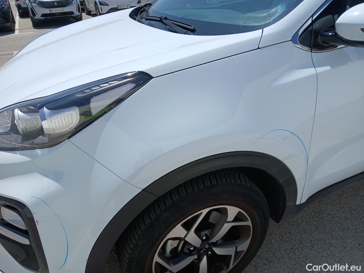  KIA  Sportage KIA  / 2018 / 5P / todoterreno 1.6 MHEV Drive 85kW (115CV) 4x2 #14