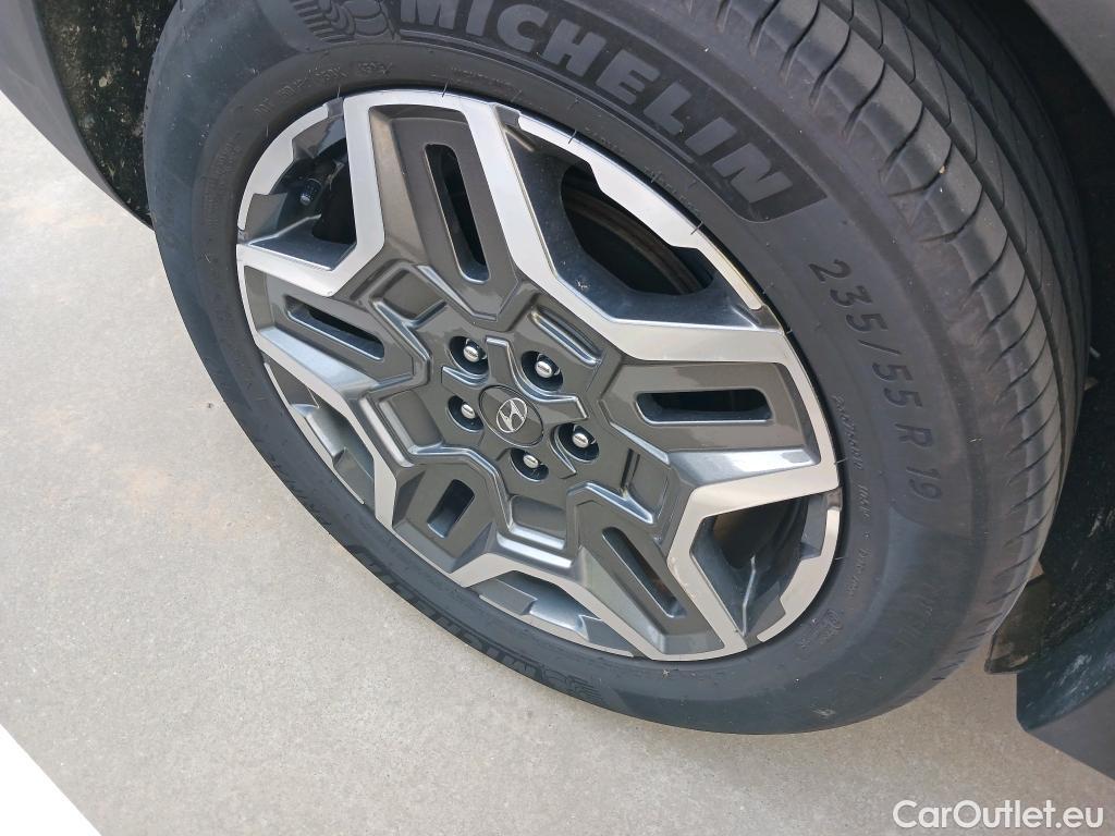  Land Rover  Discovery HYUNDAI Santa Fe / 2021 / 5P / todoterreno 1.6 TGDi HEV Tecno Auto 4x2 #1