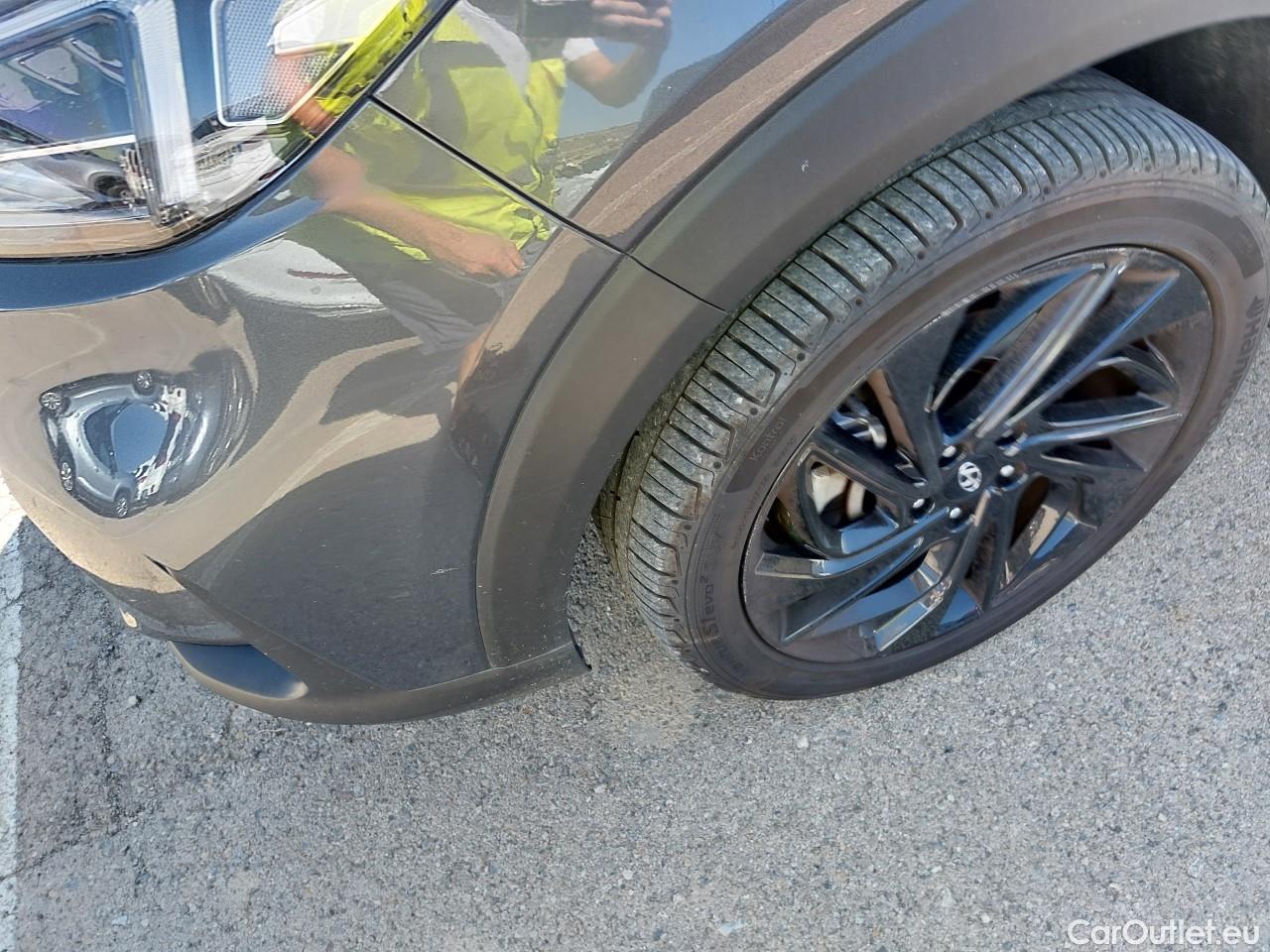  Hyundai  Tucson HYUNDAI  / 2018 / 5P / todoterreno 1.6 CRDI 100kW (136CV) 48V N-Line 4X2 #2