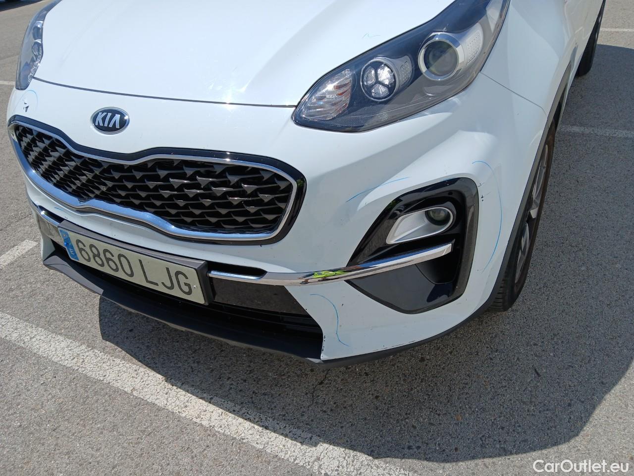  KIA  Sportage KIA  / 2018 / 5P / todoterreno 1.6 MHEV Drive 85kW (115CV) 4x2 #11